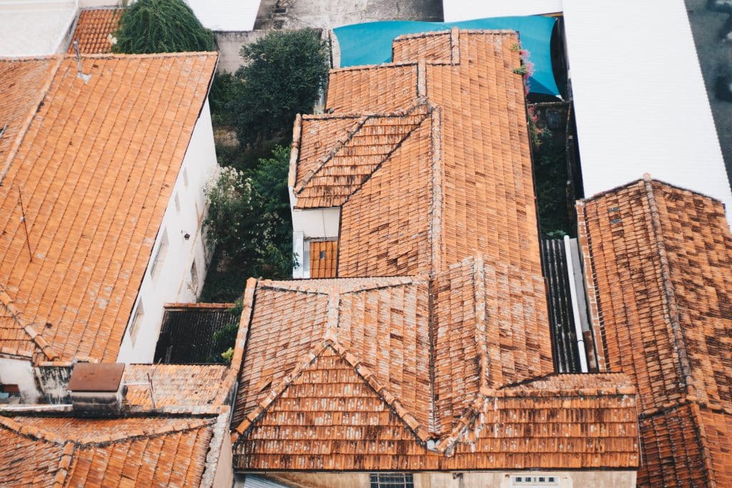 ecran sous toiture